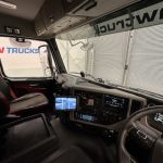Volvo FM 410 8×4 Sleeper Cab Tar Spec Tipper - thumbnail