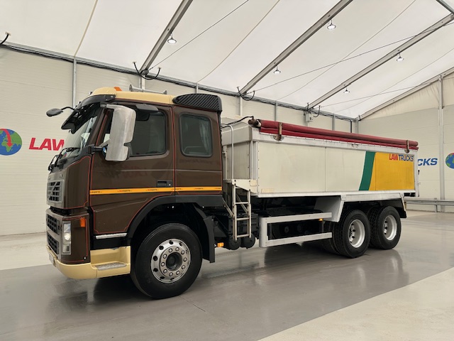 Volvo FM9 300 6×4 Sleeper Cab Tipper Manual
