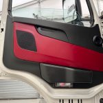 Volvo FM 410 8×4 Sleeper Cab Tar Spec Tipper - thumbnail