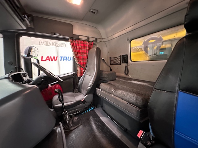 Scania R380 8×4 Sleeper Cab Tipper