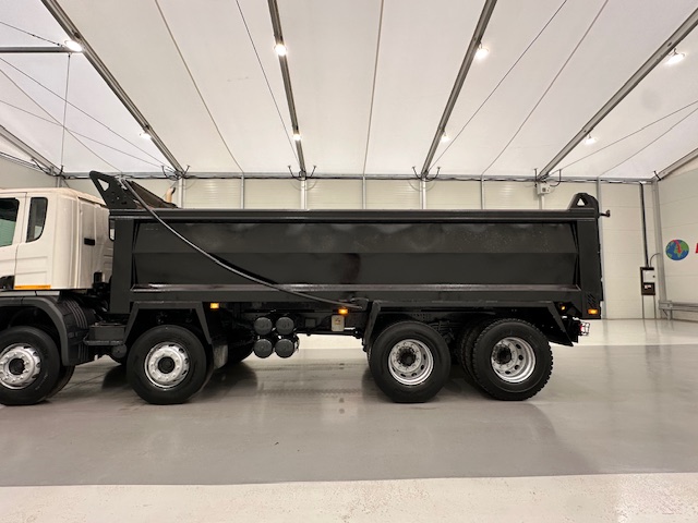 Scania P360 8×4 Rest Cab Steel Tipper
