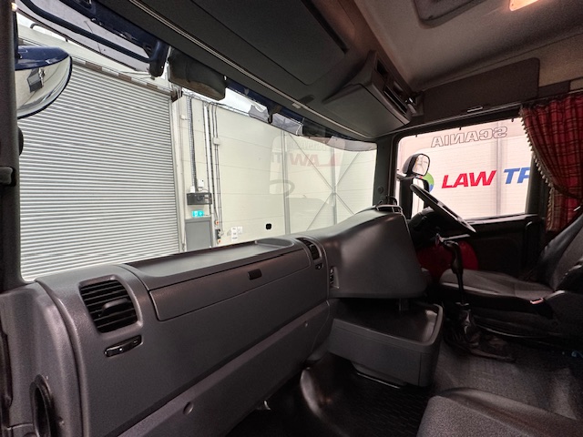 Scania R380 8×4 Sleeper Cab Tipper