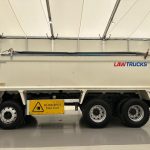 Volvo FM 410 8×4 Sleeper Cab Tar Spec Tipper - thumbnail
