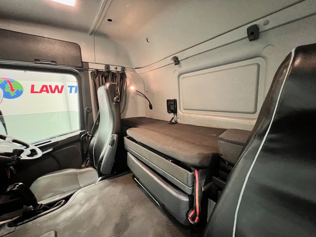 Scania P400 8×4 Sleeper Cab Steel Tipper
