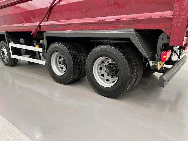 Scania G410 8×4 Rest Cab Steel Tipper