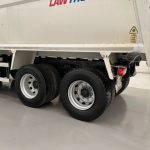 Volvo FM 410 8×4 Sleeper Cab Tar Spec Tipper - thumbnail