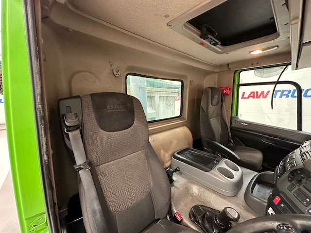 DAF CF 370 8×4 Day Cab Tipper Manual