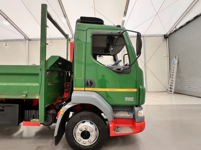 DAF LF55 220 4×2 Day Cab Tipper Manual