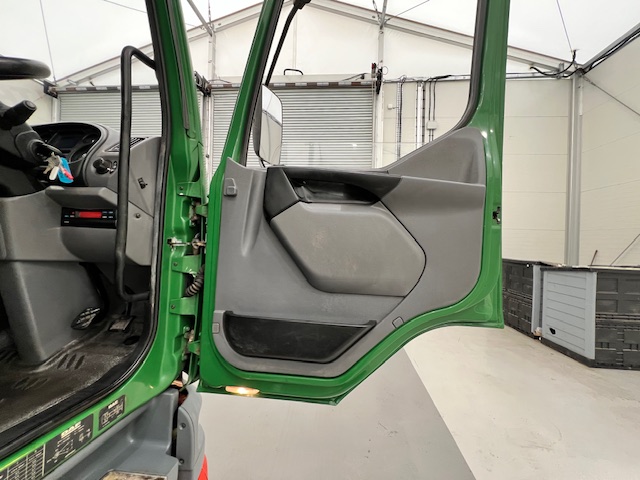 DAF LF55 220 4×2 Day Cab Tipper Manual