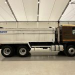 Volvo FM9 300 6×4 Sleeper Cab Tipper Manual - thumbnail