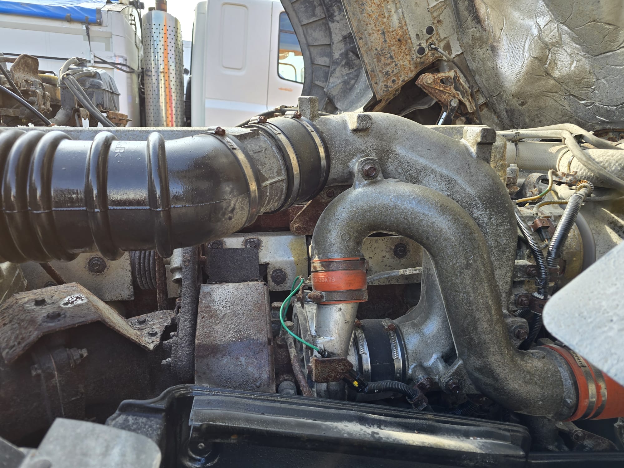 Hino 700 3241 8×4 Cement Mixer