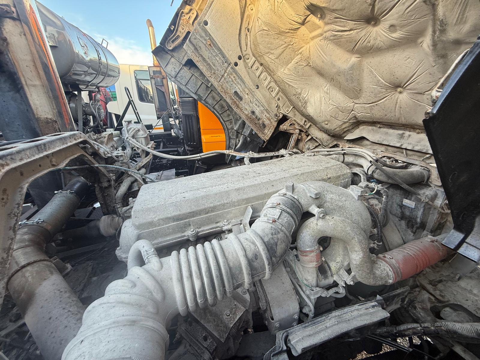 Hino 700 3241 8×4 Cement Mixer