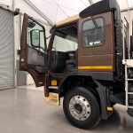 Volvo FM9 300 6×4 Sleeper Cab Tipper Manual - thumbnail