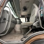 Volvo FM9 300 6×4 Sleeper Cab Tipper Manual - thumbnail