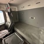 Volvo FM9 300 6×4 Sleeper Cab Tipper Manual - thumbnail
