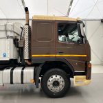 Volvo FM9 300 6×4 Sleeper Cab Tipper Manual - thumbnail