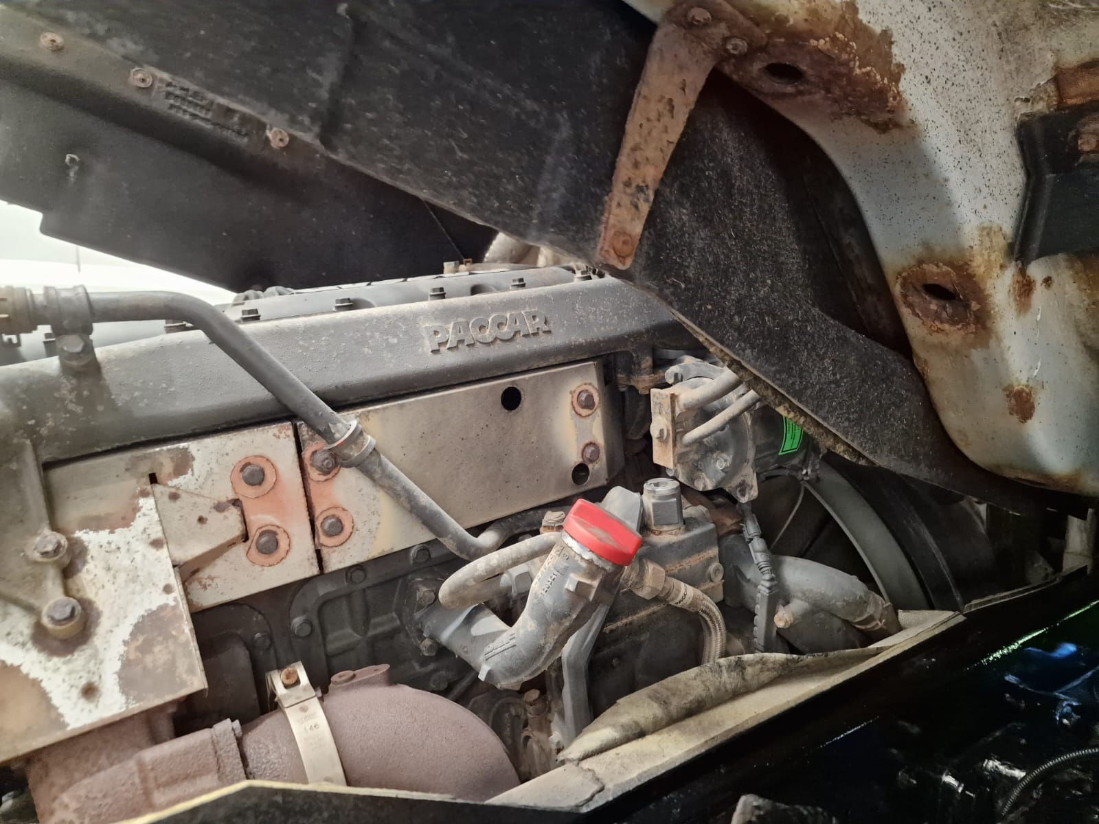 DAF CF75 310 Day Cab Dropside Brick Grab