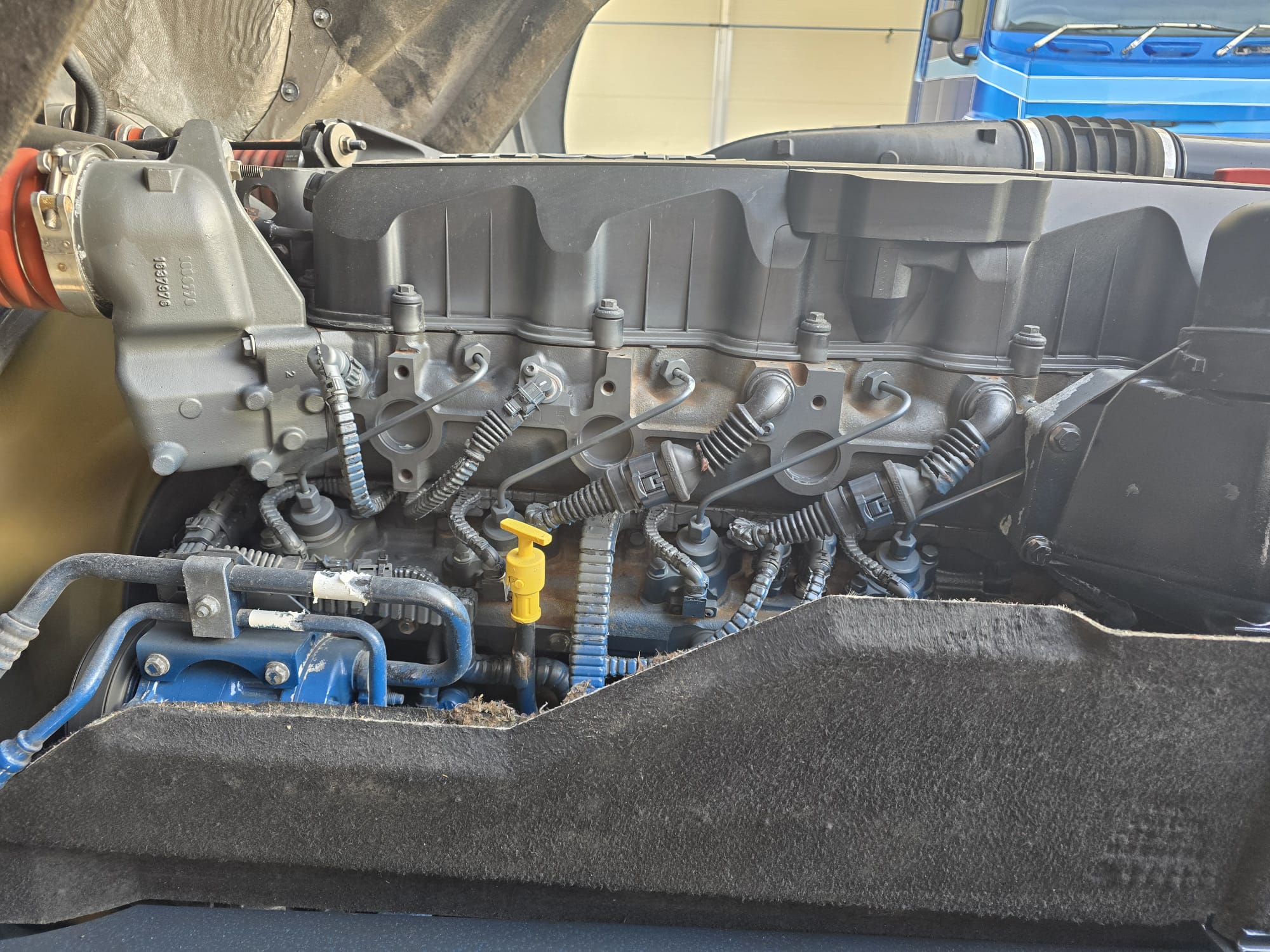 DAF CF85 460 6×2 Midlift Tractor Unit