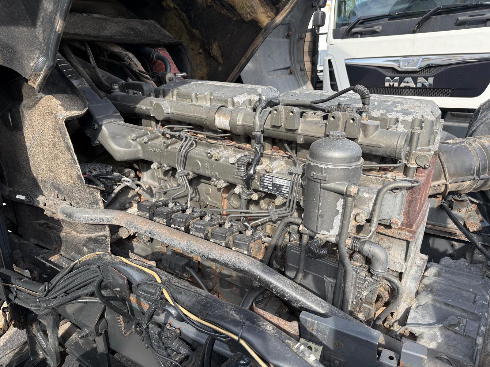 DAF XF95 430 4×2 Tractor Unit Manual