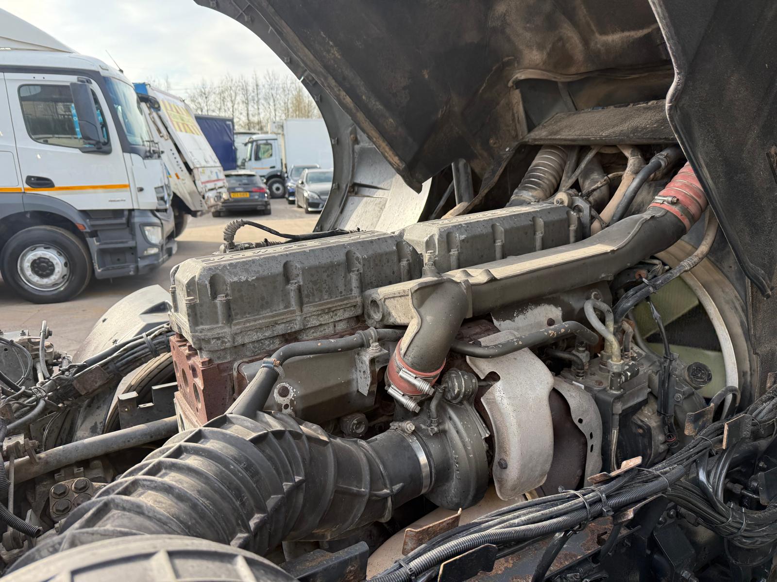 DAF XF95 430 4×2 Tractor Unit Manual