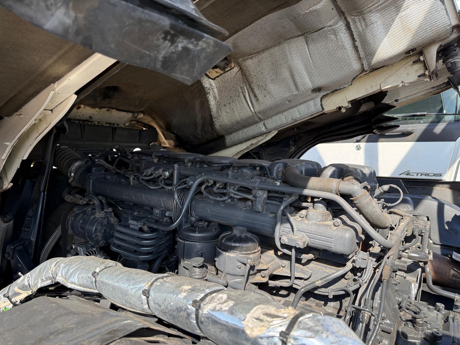 Scania G410 8×4 Rest Cab Hookloader Drawbar