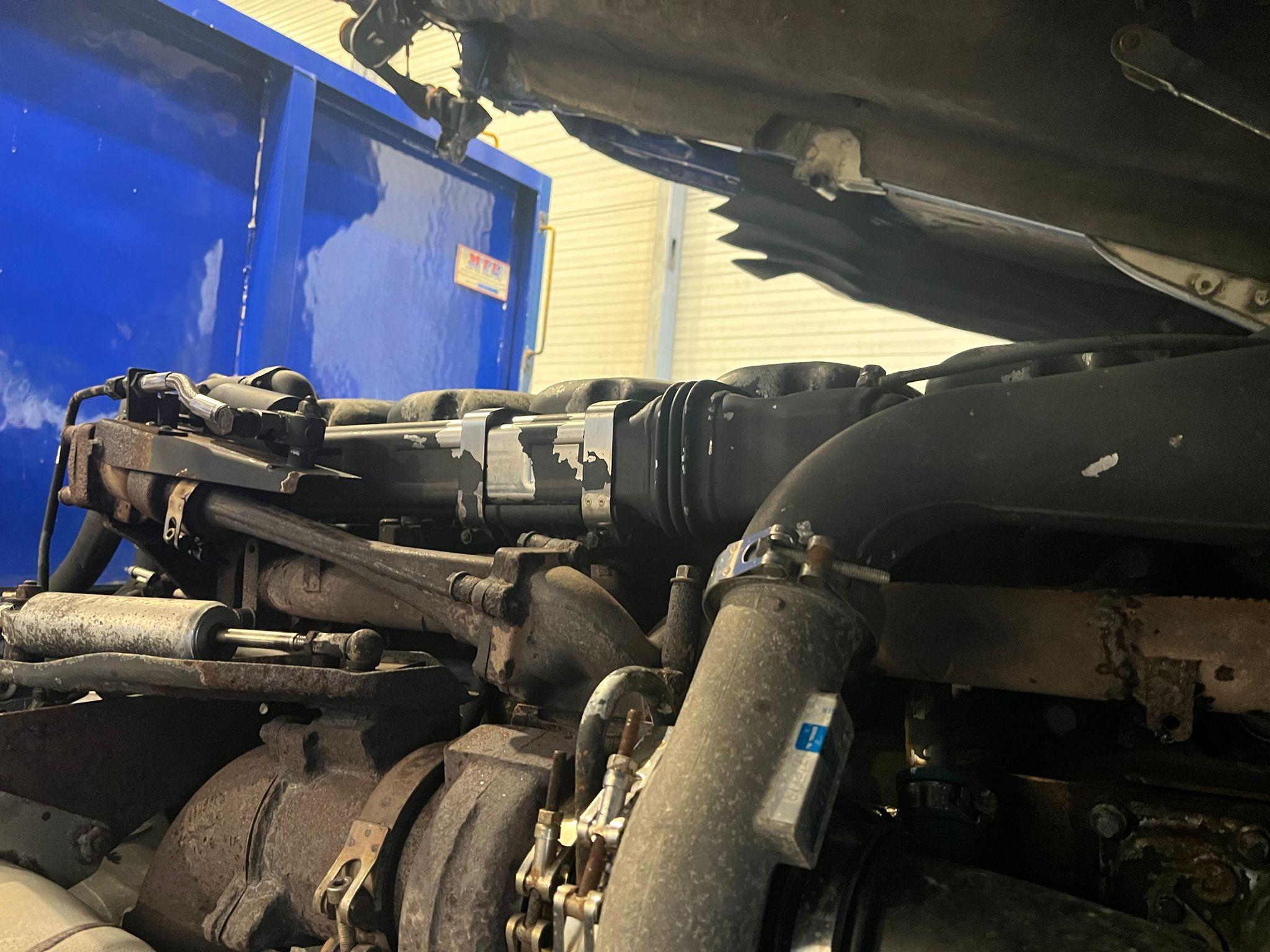 Scania R420 6×2 Rear Lift Brick Grab Drawbar