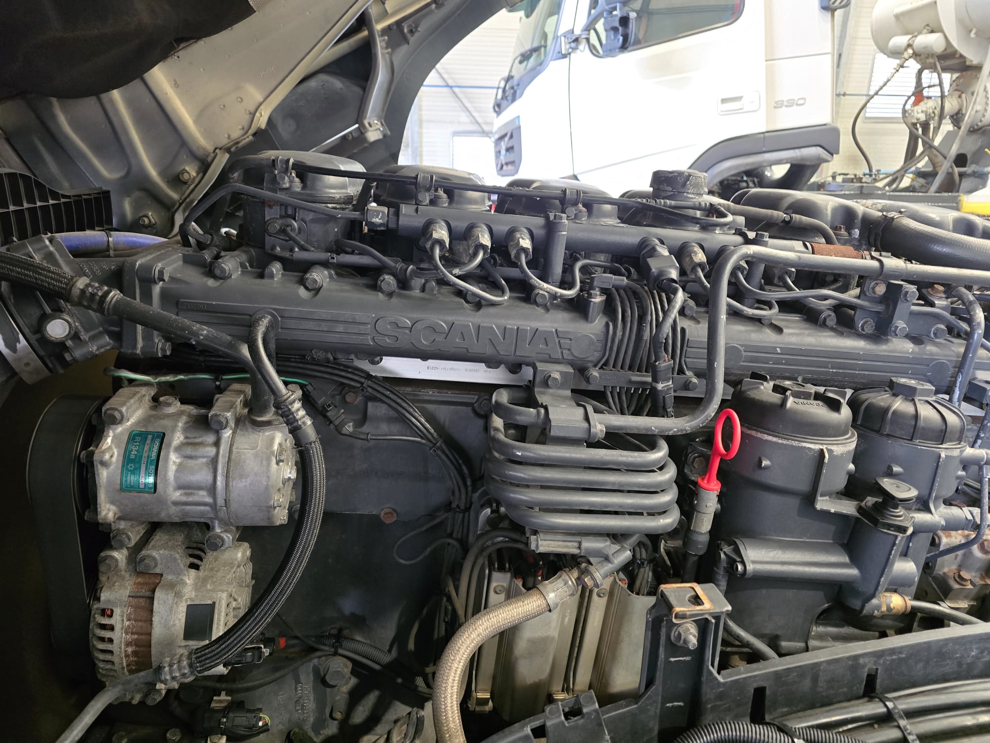 Scania R450 6×2 Midlift Highline Tractor Unit