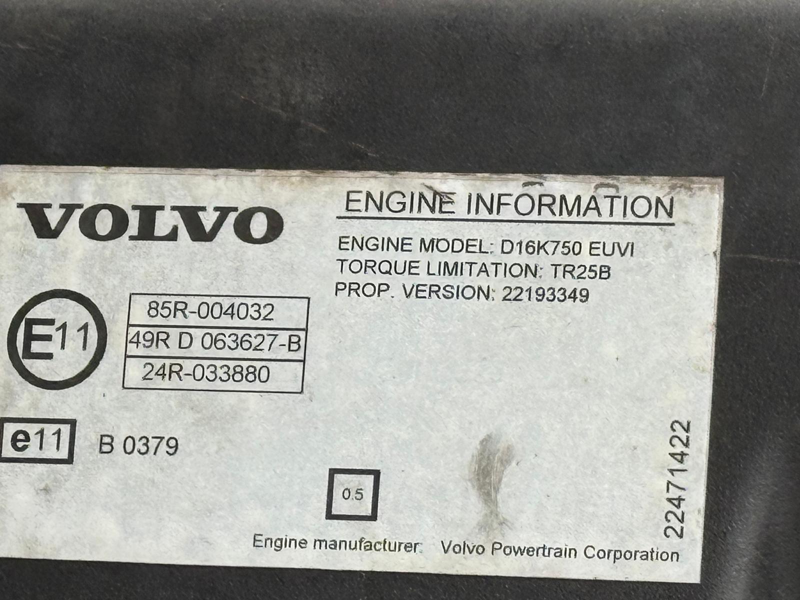 Volvo FH16 750 6×2 Midlift Tractor Unit