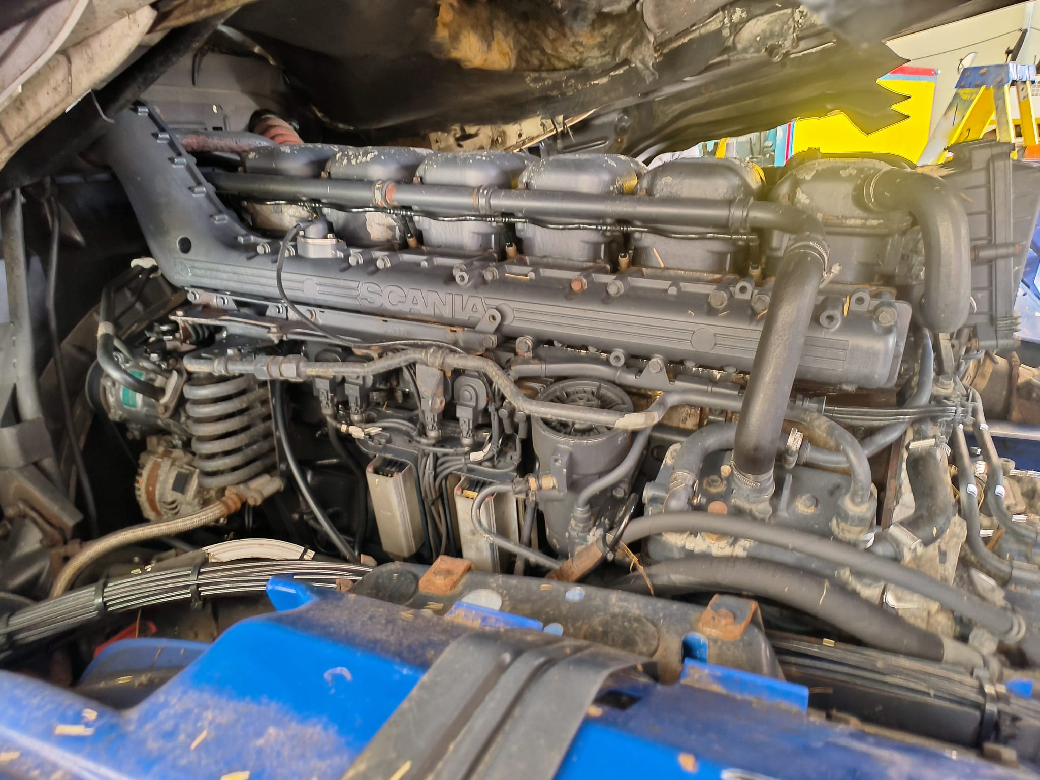 Scania R480 Rear Lift Sleeper Cab Flatbed Manual