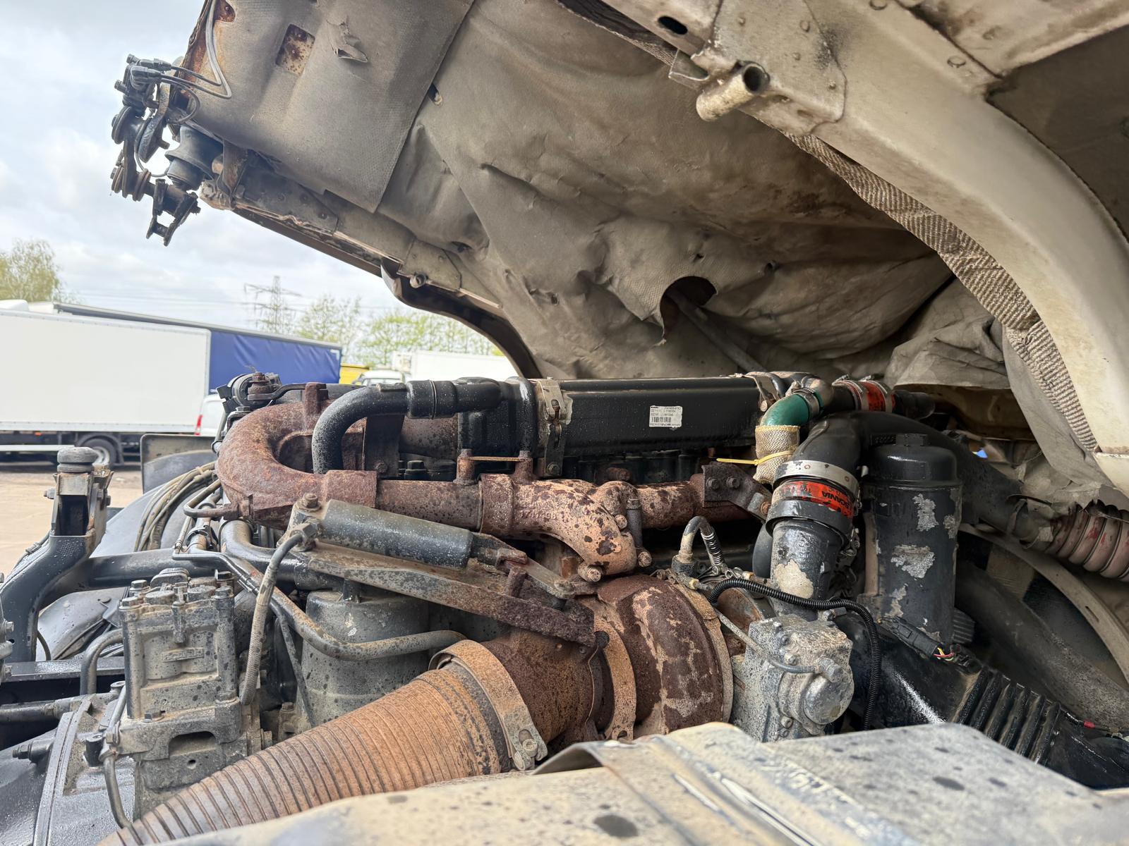Scania P400 8×4 Day Cab Chassis