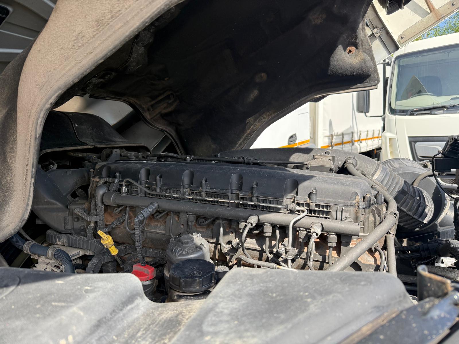 DAF XF 480 6×2 Midlift Tractor Unit