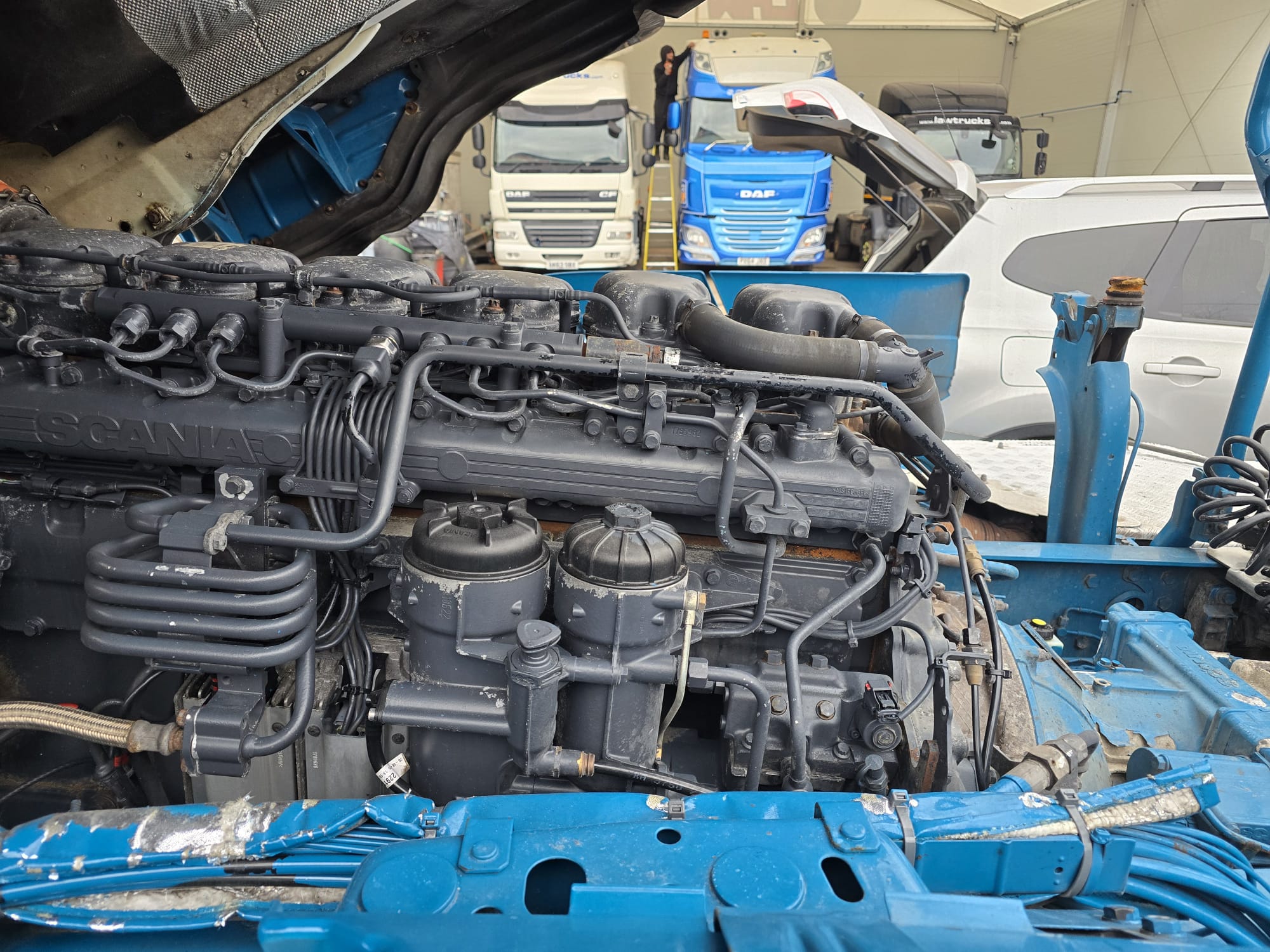 Scania R410 4×2 Sleeper Cab Tractor Unit