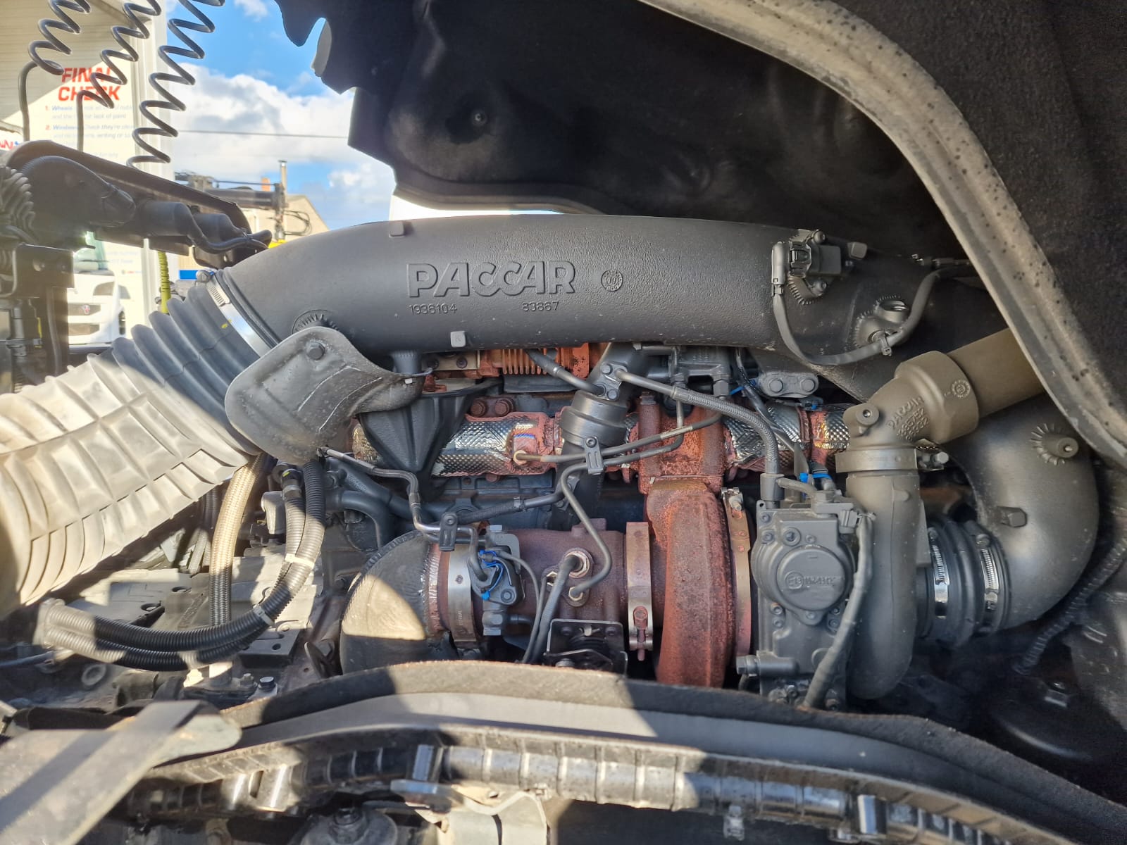 DAF XF 530 6×2 Midlift Tractor Unit