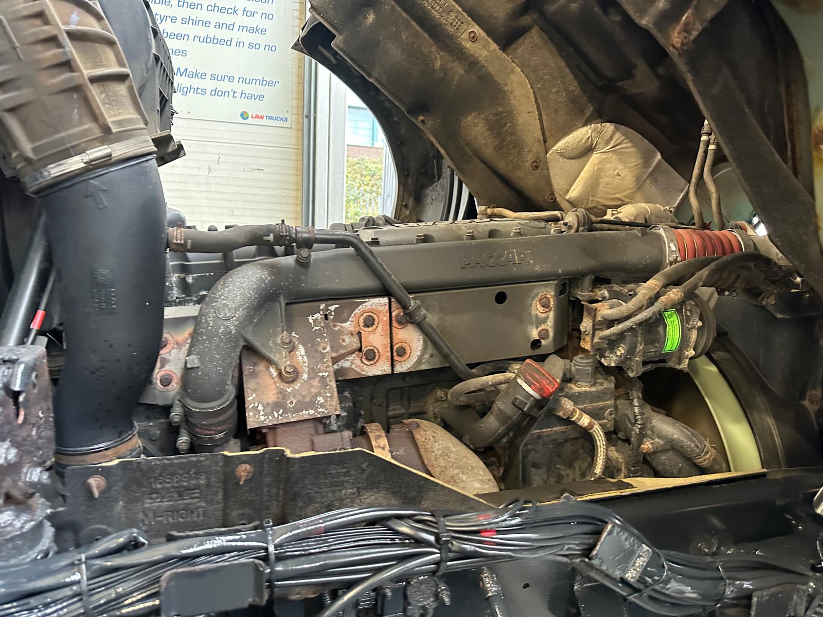 DAF CF75 310 6×2 Rear Lift Flatbed