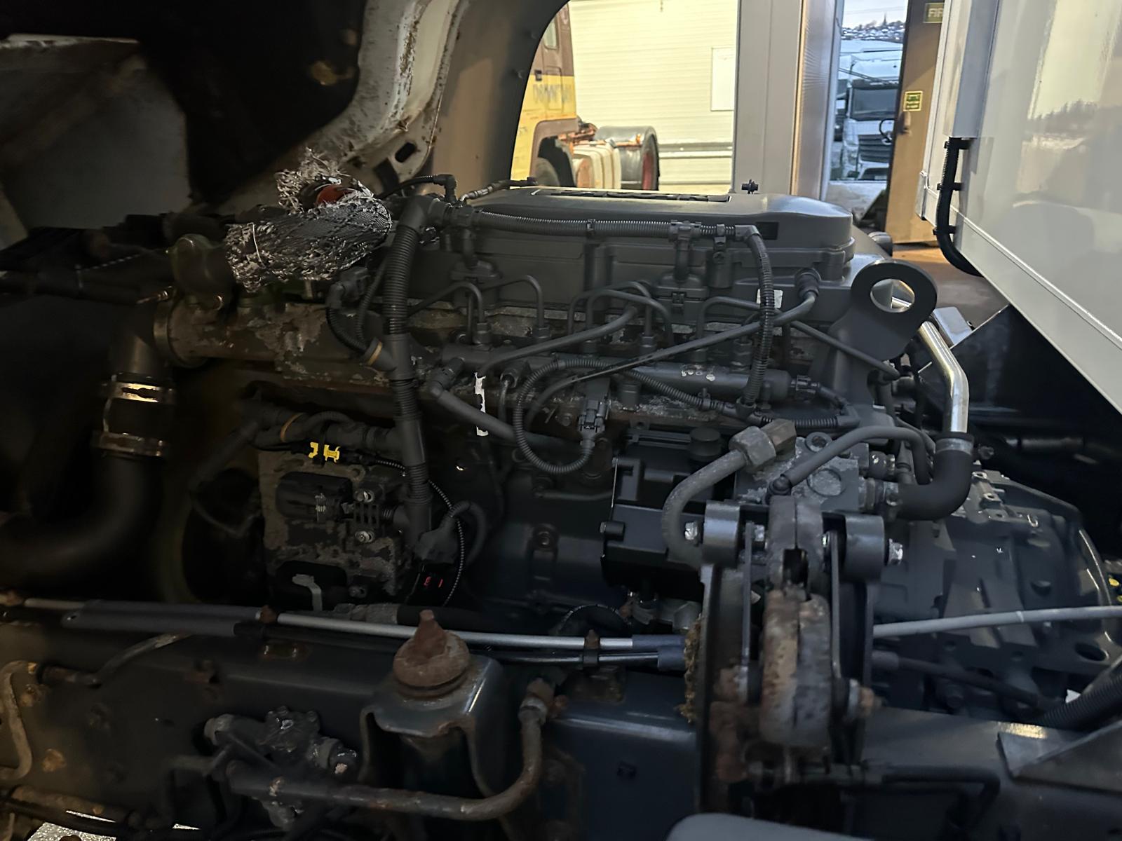 DAF LF 220 Day Cab Fridge Box