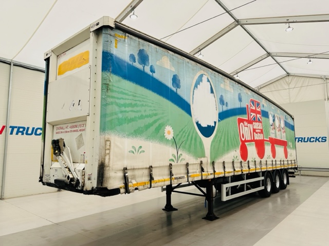 Don Bur Tri Axle 4.40m Curtainsider Trailer