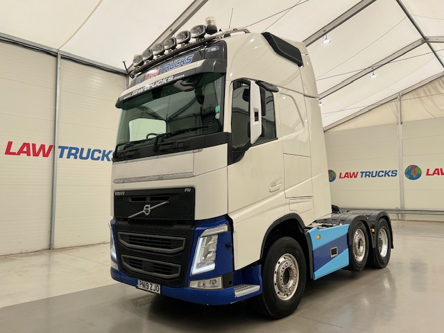 Volvo FH 500 GTXL 6×2 Midlift Tractor Unit