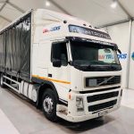 Volvo FM9 260 10 Tyre Sleeper Cab Curtainsider - thumbnail