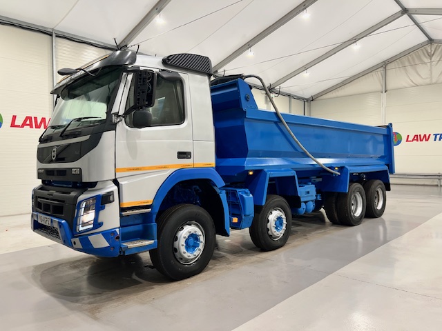 Volvo FMX 410 8×4 Day Cab Steel Tipper