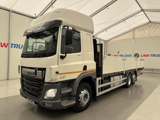 DAF CF 440 6×2 Sleeper Cab Dropside Drawbar Spec