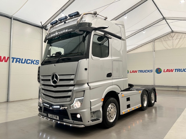 Mercedes Actros L 2548 6×2 Rear Lift Tractor Unit PTO