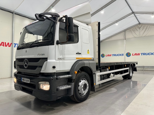 Mercedes Axor 1824 Sleeper Cab Flatbed