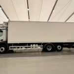 Mercedes Actros 2532 6×2 Rear Lift Day Cab Fridge Box - thumbnail