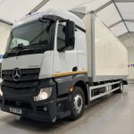 Mercedes Actros 1830 Sleeper Cab Box Van - thumbnail