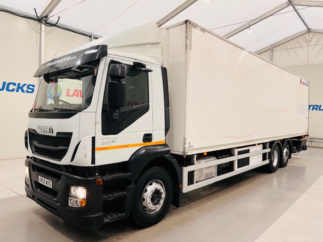 Iveco Stralis 310 AT 6×2 Box Van