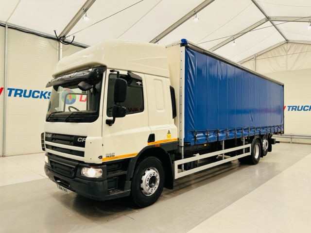 DAF CF75 310 6×2 Rear Lift Sleeper Cab Curtainsider