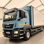 MAN TGS 26.320 6×2 Sleeper Cab Insulated Box Van - thumbnail