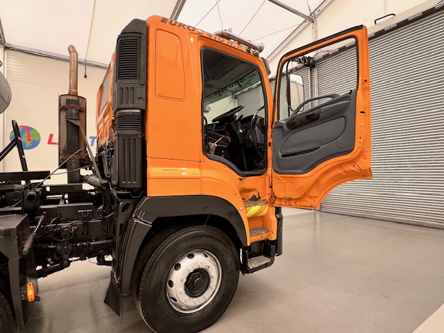 Hino 700 3241 8×4 Cement Mixer