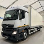 Mercedes Actros 1830 Sleeper Cab Box Van - thumbnail