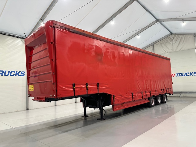 Kerbaid Miles Nunn Tri Axle Stepframe Enclosed Lowloader